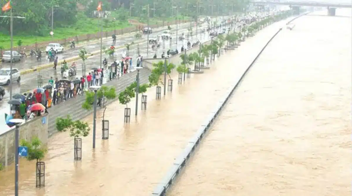 Ahmedabad High Alert: Sabarmati River and Walkway Witness Flood Situation Like Never Before